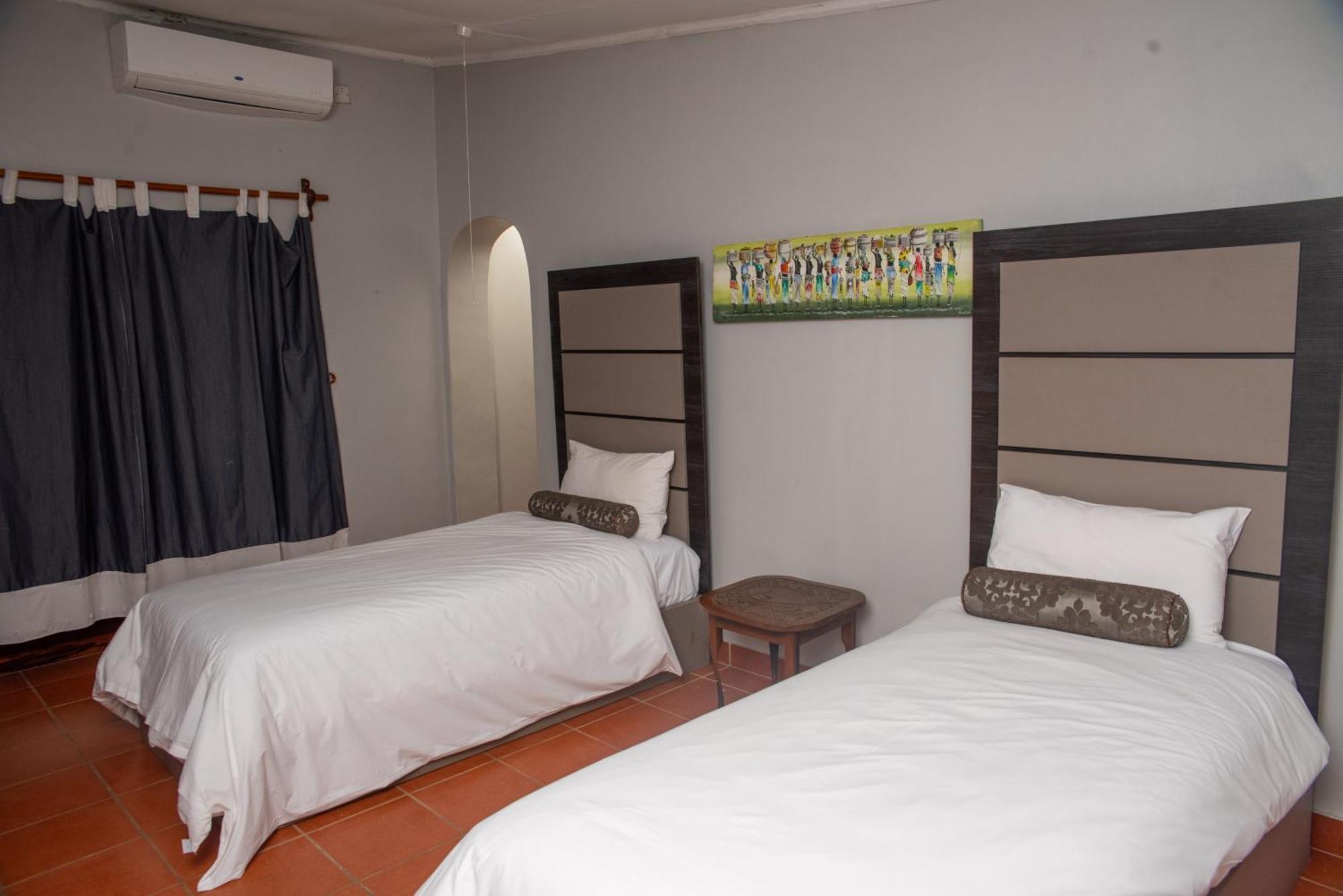 Hotel Sunbird Chintheche Nkhata Bay Exterior foto