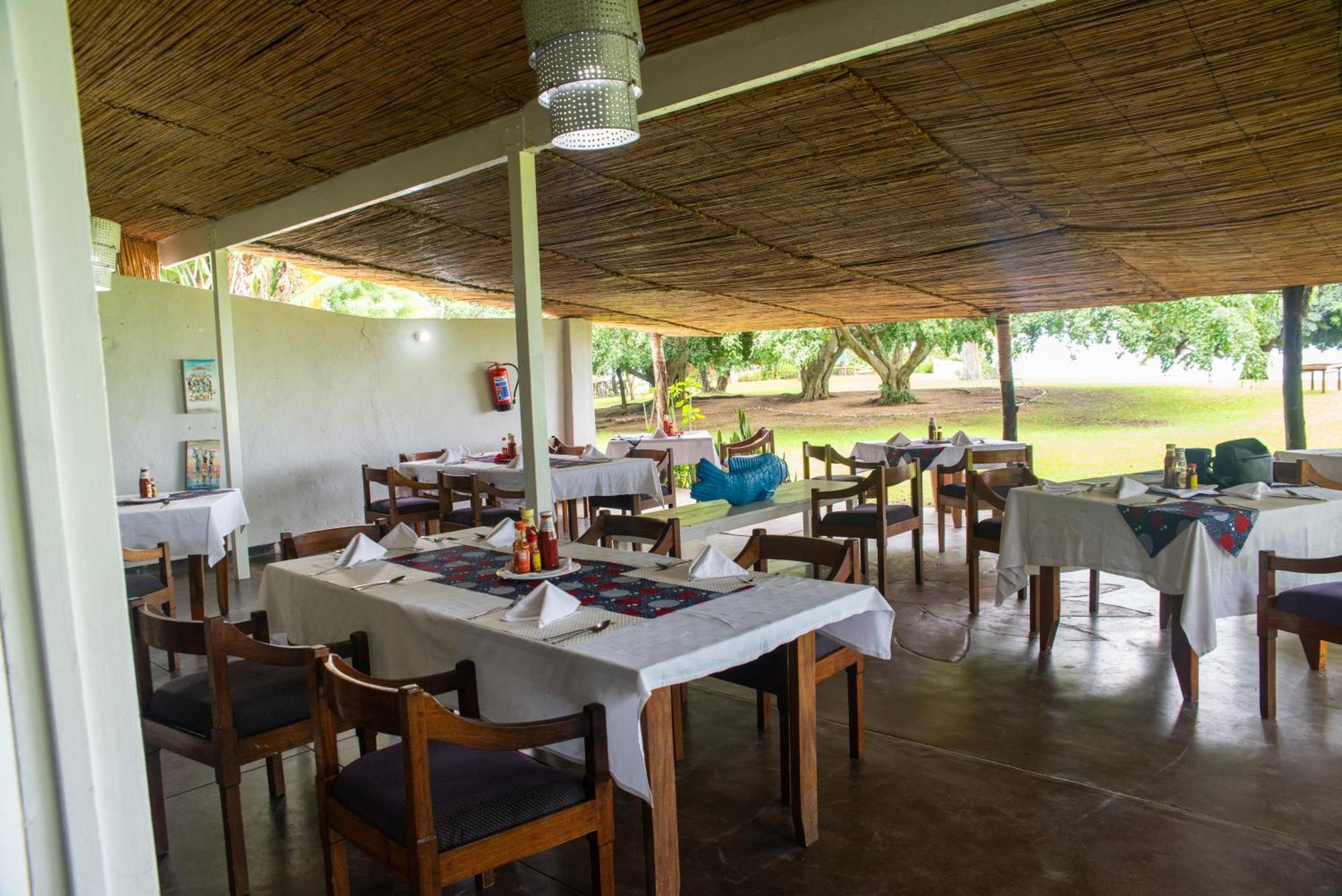 Hotel Sunbird Chintheche Nkhata Bay Exterior foto